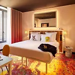Hotell Mama Shelter 4*