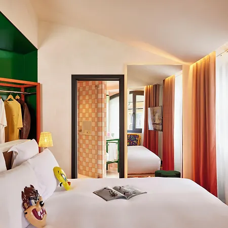 Hotel Mama Shelter 4*