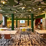 Hotel Mama Shelter