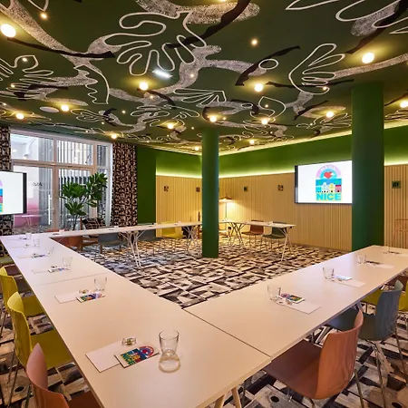 Hotel Mama Shelter