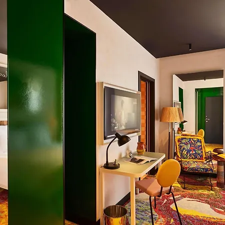 Hotel Mama Shelter